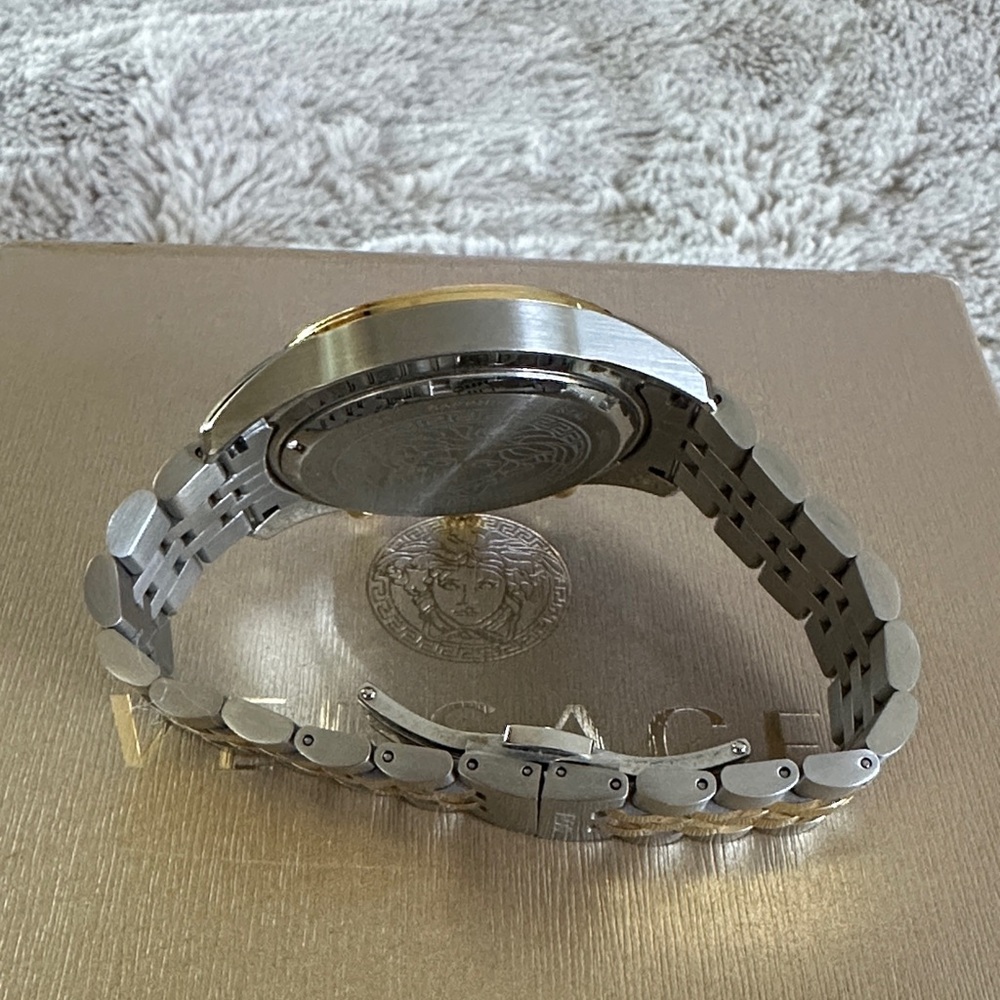 Like New Versace Green Chronograph Dial Two-tone Stainless Steel Watch - Picture 4 of 13